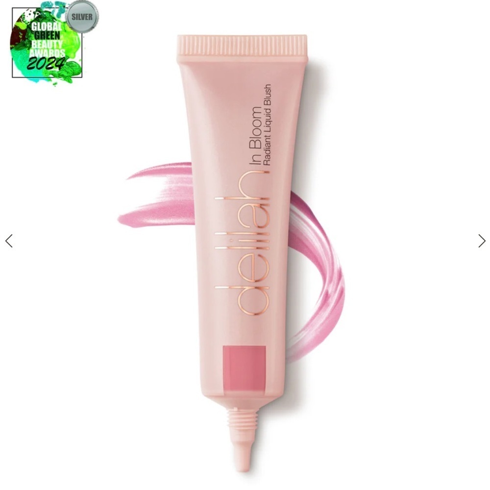 NWT Delilah In Bloom Radiant Liquid Blush - Sweet Pea